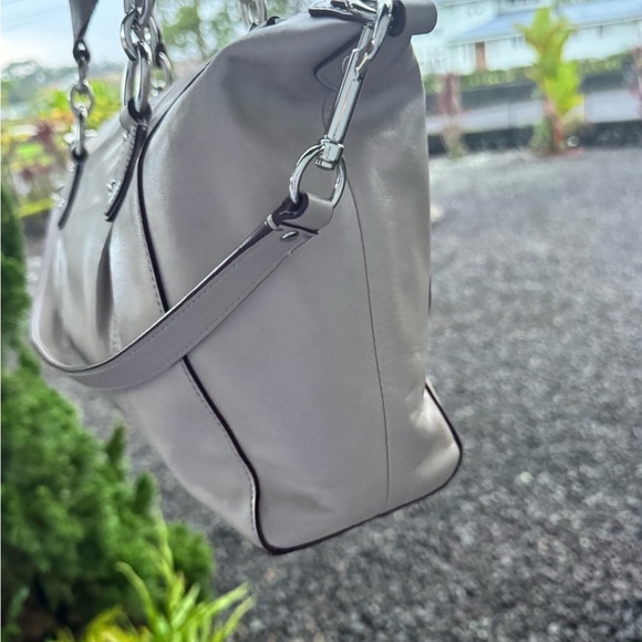 Coach Christie Carryall Gray Smooth Leather Satchel Crossbody Silver Hardware - Picture 4 of 13